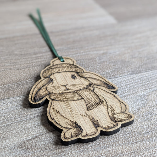 Oak Rabbit Christmas Decoration Ornament (Lop Eared)